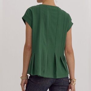 NWT Entro Forest Green Pleated Top - Small